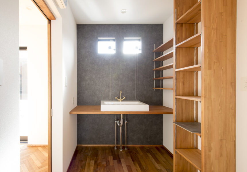 造作家具写真 造り付け家具写真 テレビ台造り付け家具 洗面台造り付け家具 勉強デスク造り付け家具 ダイニングテーブル造り付け家具 薩摩川内市で注文住宅のご依頼なら Tocre Ie ツクリエ 栄匠建 Sakae Shoken